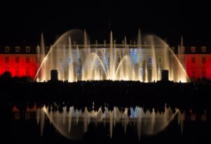 Wassershow “Aquatique” mit einer Licht-Wasser-Inszenierung des Ludwigsburger Schlosses.
